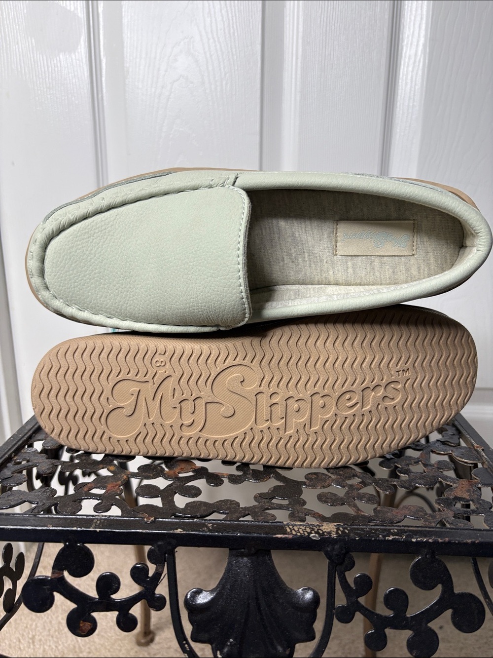NWOT NEW My Slippers My Pillow Pale Mint Pebble Leather Slip-On Loafer Moccasin